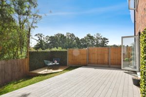 Photo 17- click for photo gallery